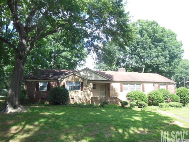 862 N Center Street Hickory NC 28601