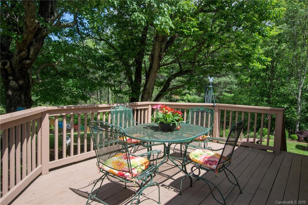 155 Forge Creek Lane Weaverville NC 28787