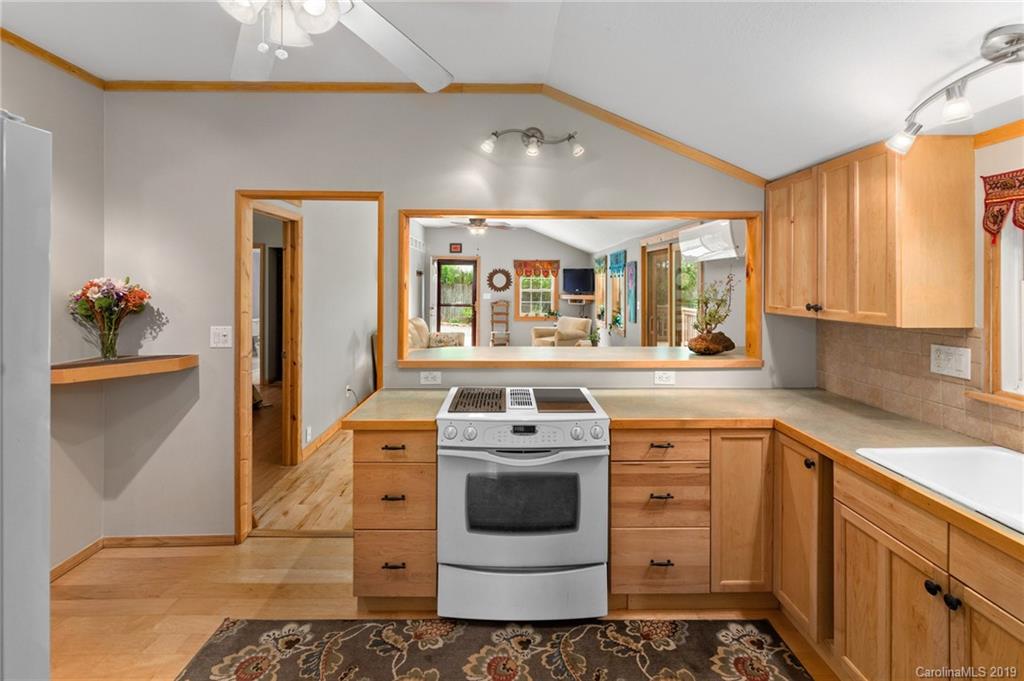 155 Forge Creek Lane Weaverville NC 28787