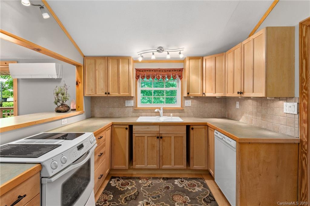155 Forge Creek Lane Weaverville NC 28787