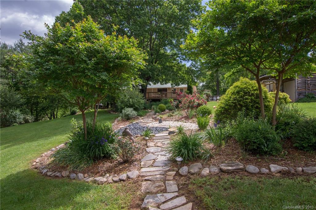 155 Forge Creek Lane Weaverville NC 28787