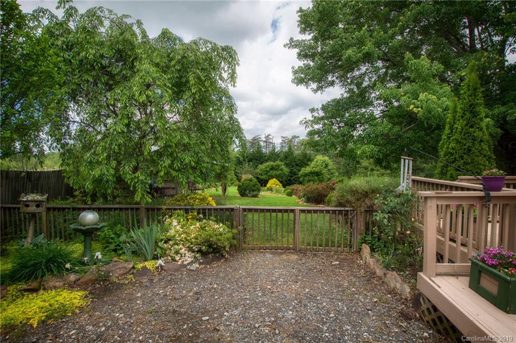 155 Forge Creek Lane Weaverville NC 28787