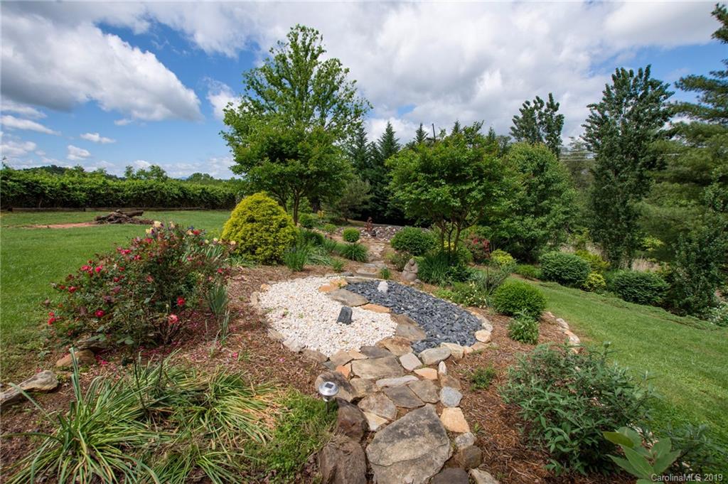 155 Forge Creek Lane Weaverville NC 28787