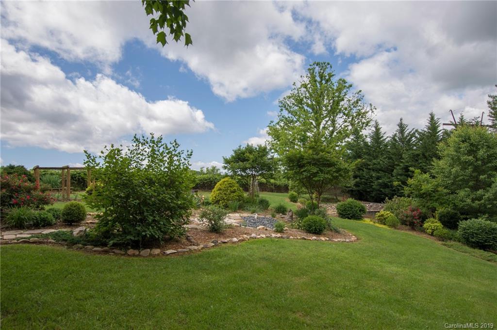 155 Forge Creek Lane Weaverville NC 28787