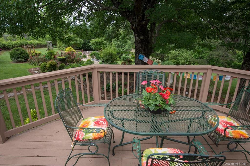 155 Forge Creek Lane Weaverville NC 28787