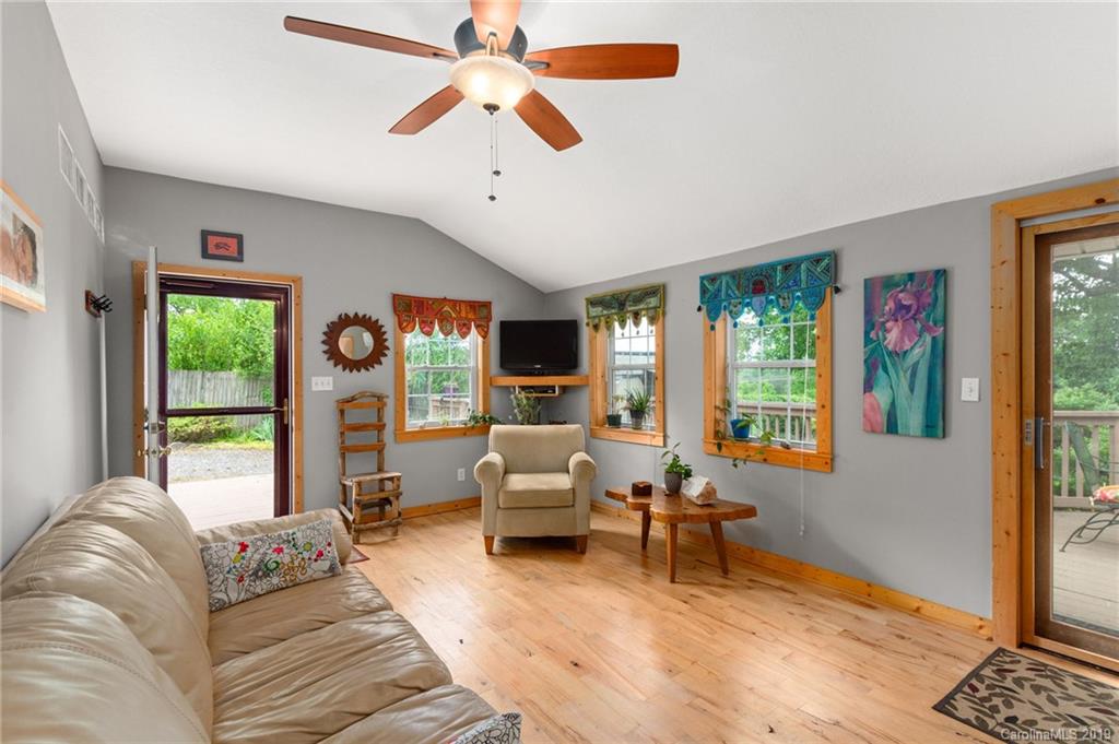 155 Forge Creek Lane Weaverville NC 28787