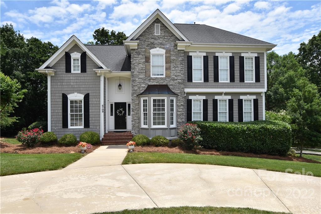 4709 Snow Drive Harrisburg NC 28075