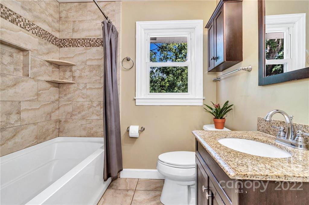 204 Mountain View Road Asheville NC 28805
