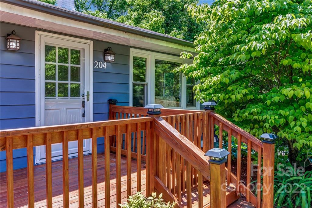 204 Mountain View Road Asheville NC 28805