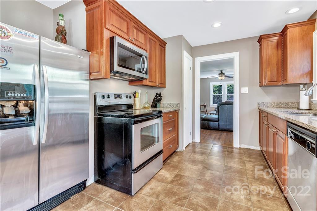 204 Mountain View Road Asheville NC 28805
