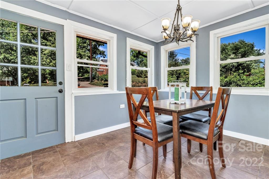 204 Mountain View Road Asheville NC 28805