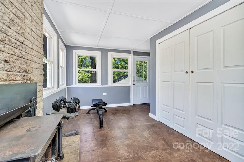 204 Mountain View Road Asheville NC 28805