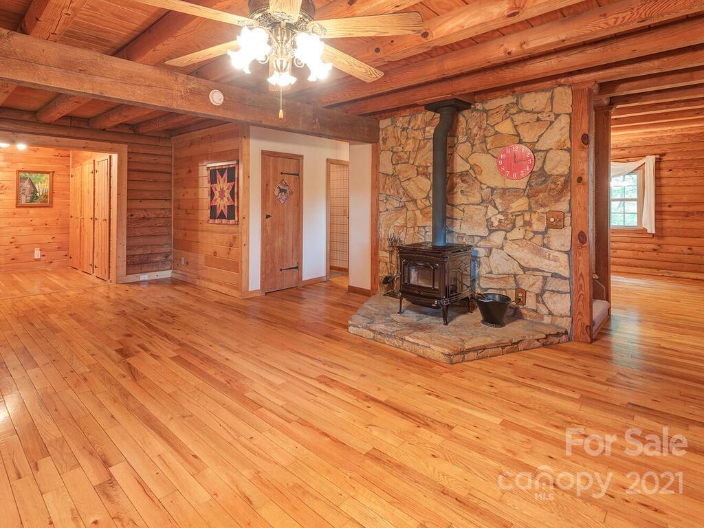 40 Chambers Drive Weaverville NC 28787