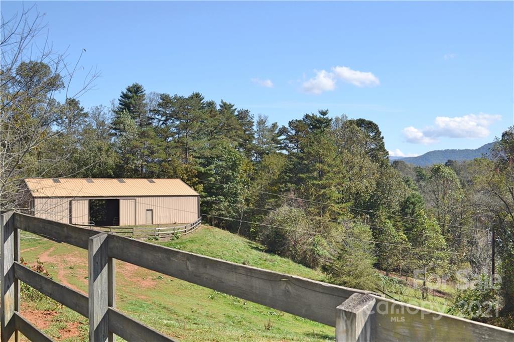 40 Chambers Drive Weaverville NC 28787