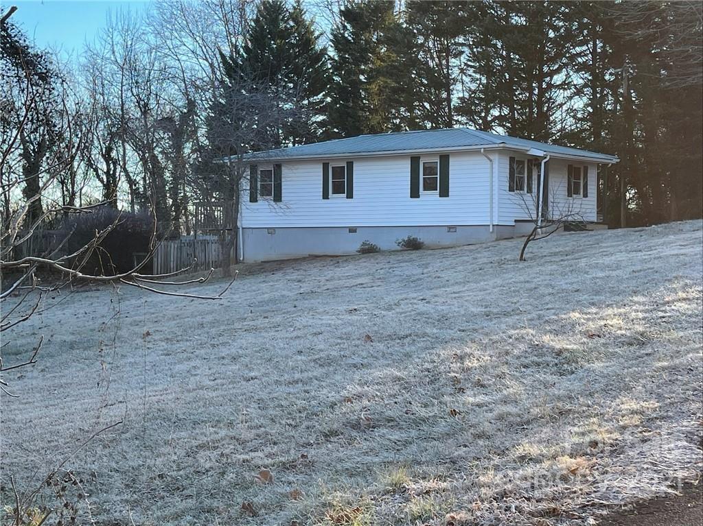 1812 Cline Place Lenoir NC 28645