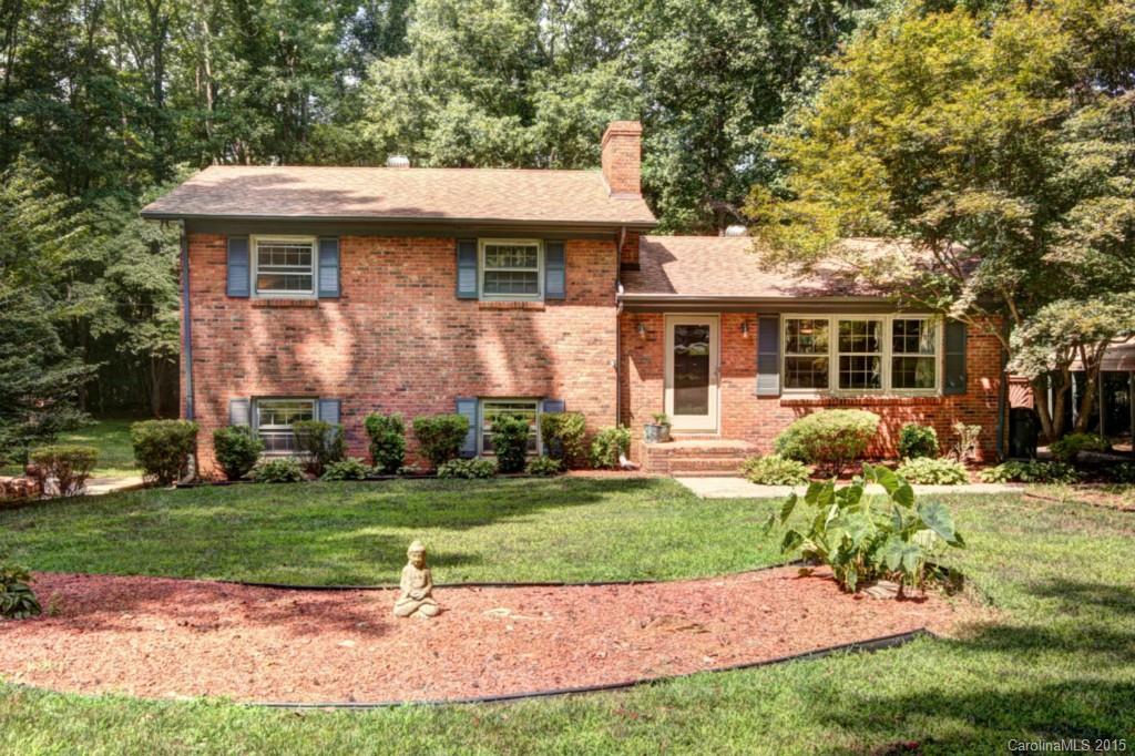 8837 Holiday Drive Charlotte NC 28215