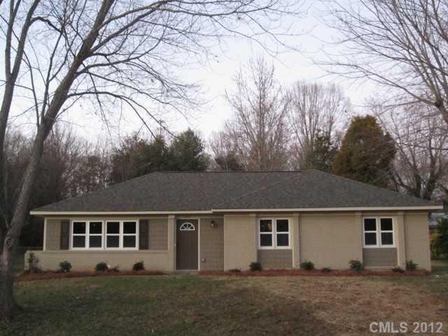 7527 Fox Hunt Road Charlotte NC 28212