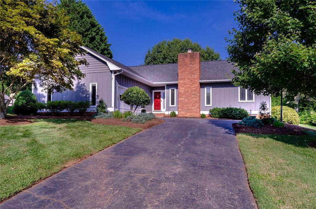 1911 19th Street Place NE Hickory NC 28601