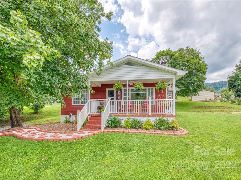 1239 Beaverdam Road Canton NC 28716