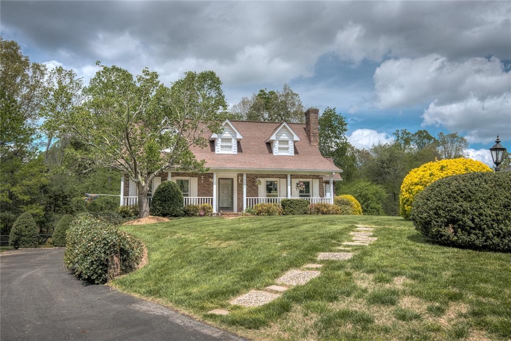5454 Suttlemyre Lane Hickory NC 28601