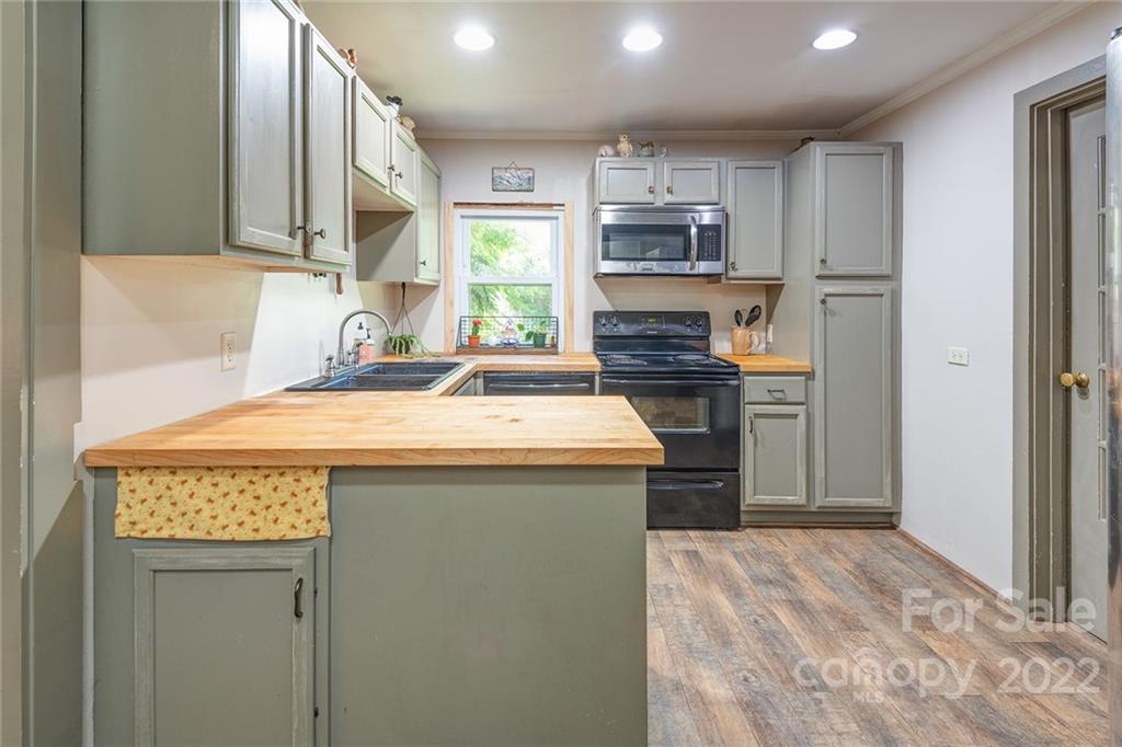 272 Parker Road Asheville NC 28805