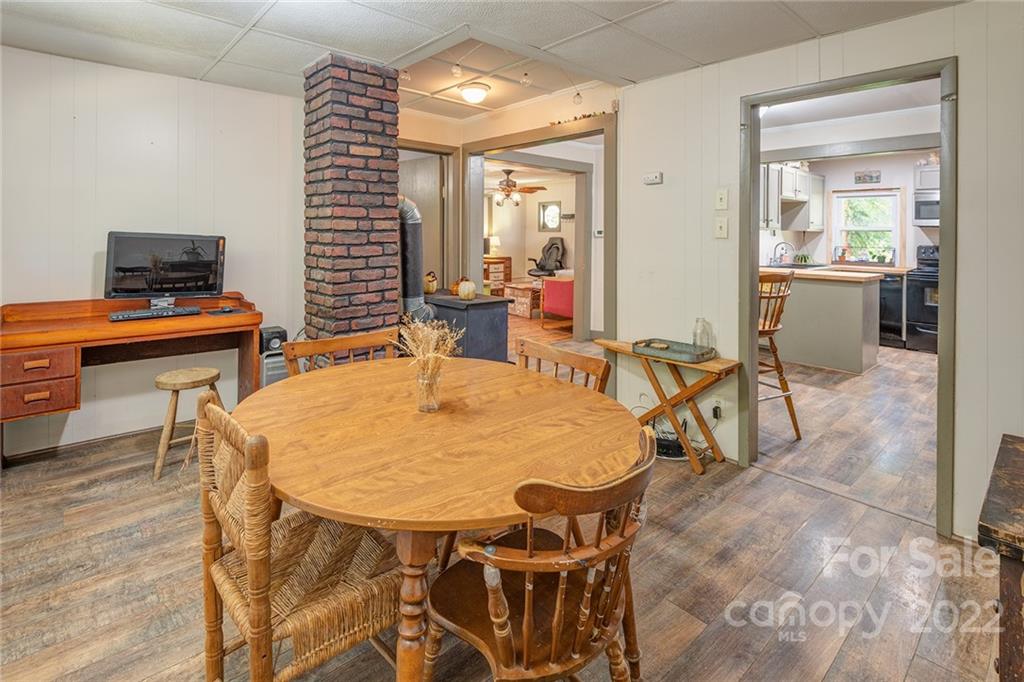 272 Parker Road Asheville NC 28805