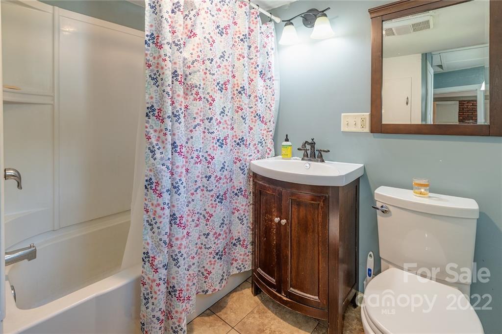 272 Parker Road Asheville NC 28805