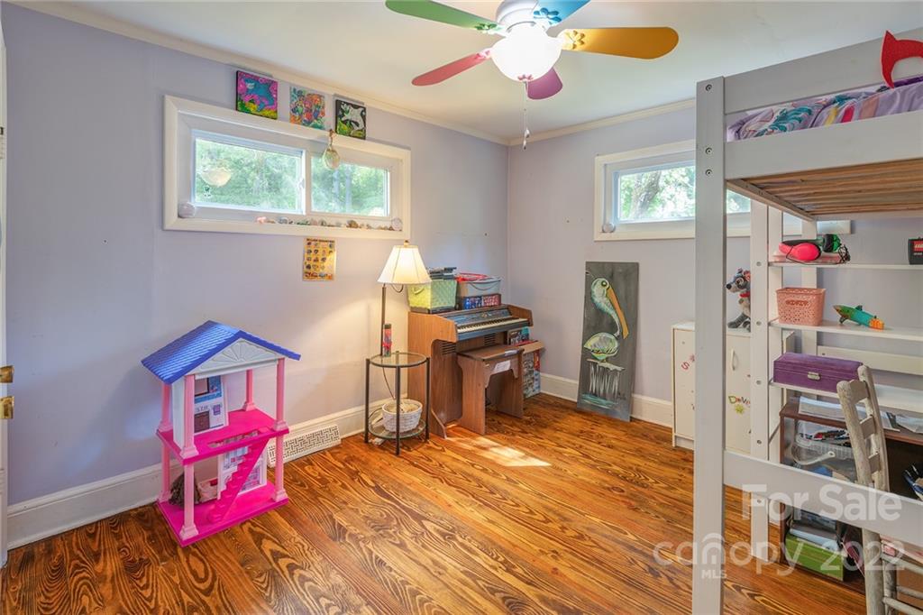 272 Parker Road Asheville NC 28805