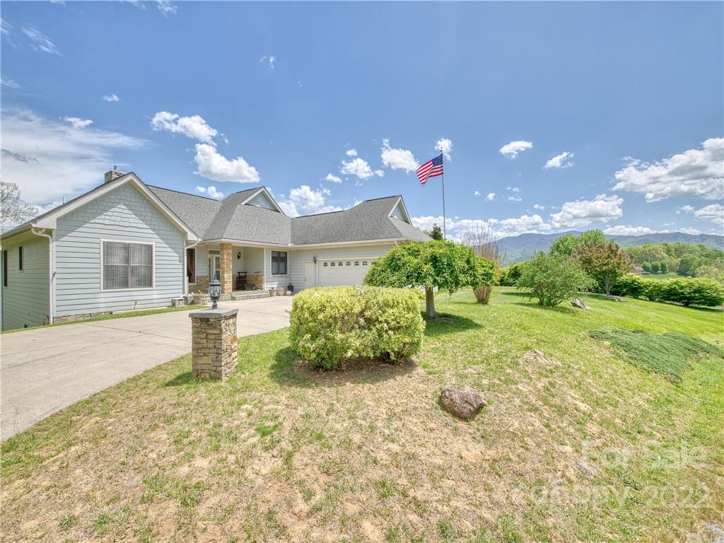 238 Mosa Drive Waynesville NC 28786