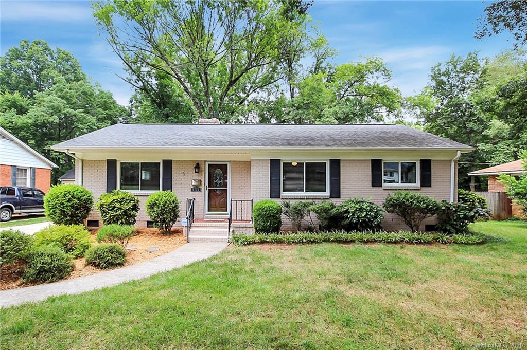 5733 Wedgewood Drive Charlotte NC 28210