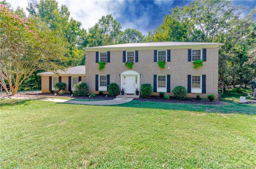 10235 Whitethorn Drive Charlotte NC 28277