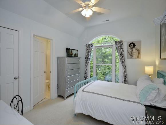 128 Hawk Ridge Asheville NC 28804