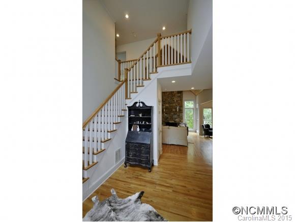 128 Hawk Ridge Asheville NC 28804