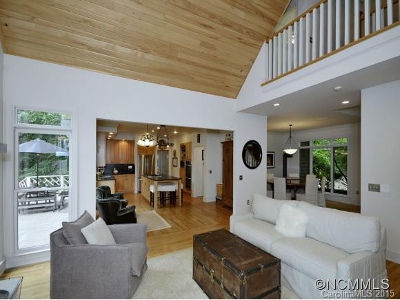 128 Hawk Ridge Asheville NC 28804