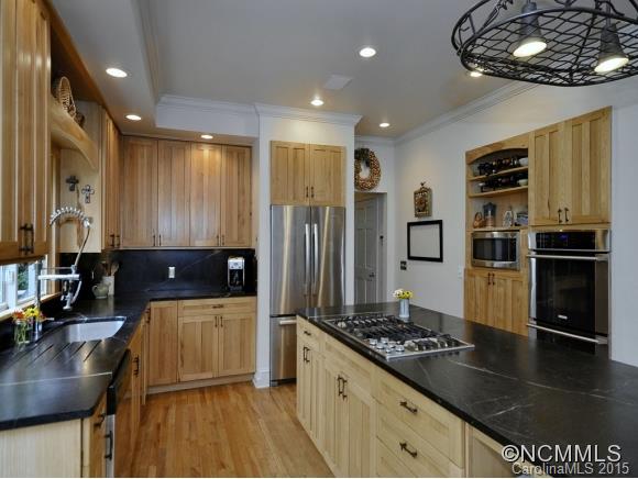 128 Hawk Ridge Asheville NC 28804