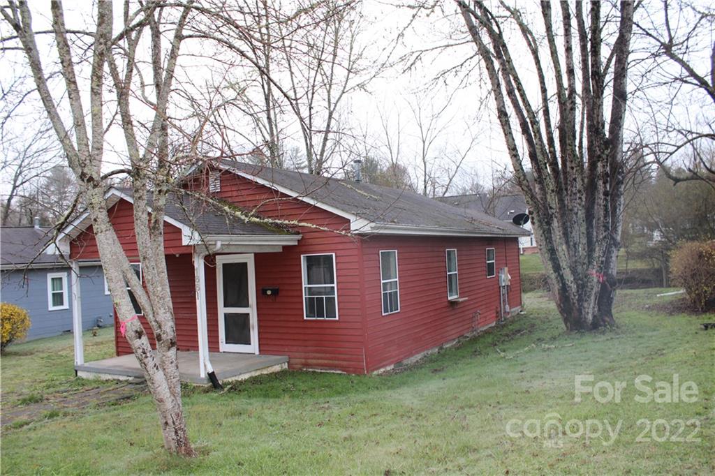166 Outland Avenue Brevard NC 28712