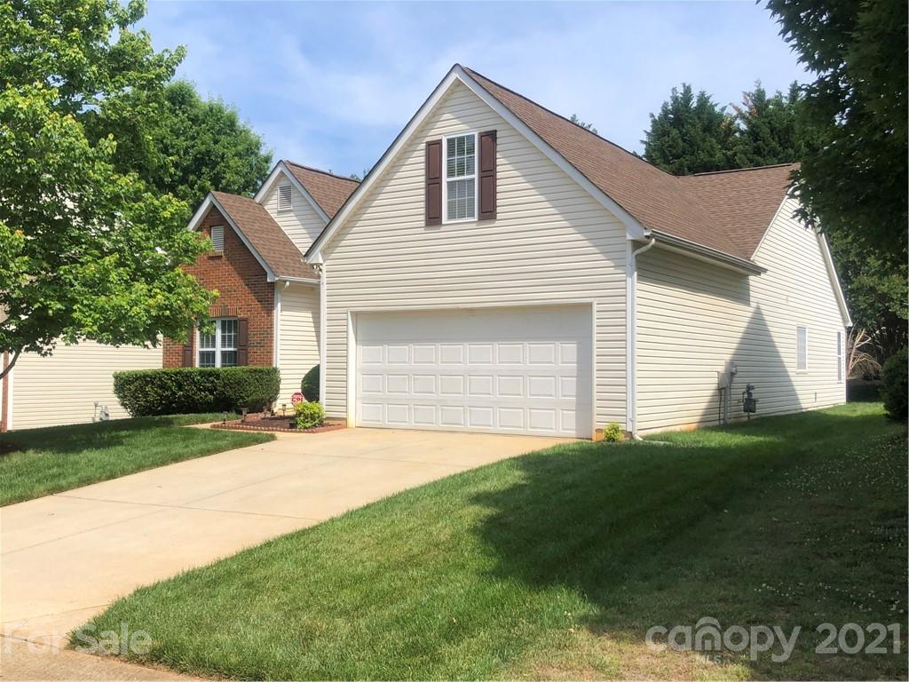 9420 Thatcher Hall Court Charlotte NC 28277