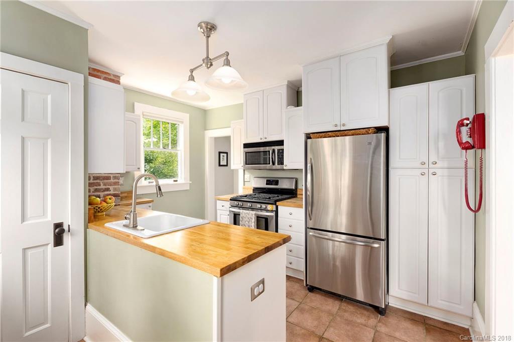 69 Woodward Avenue Asheville NC 28804