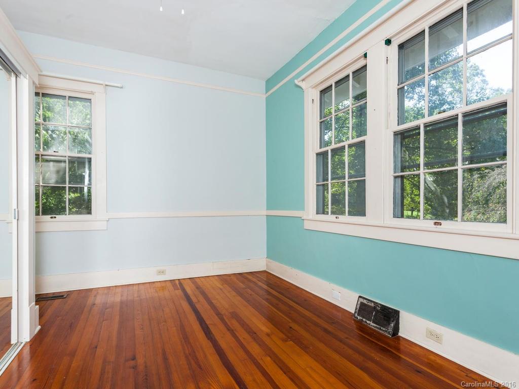 38 Sayles Road Asheville NC 28803