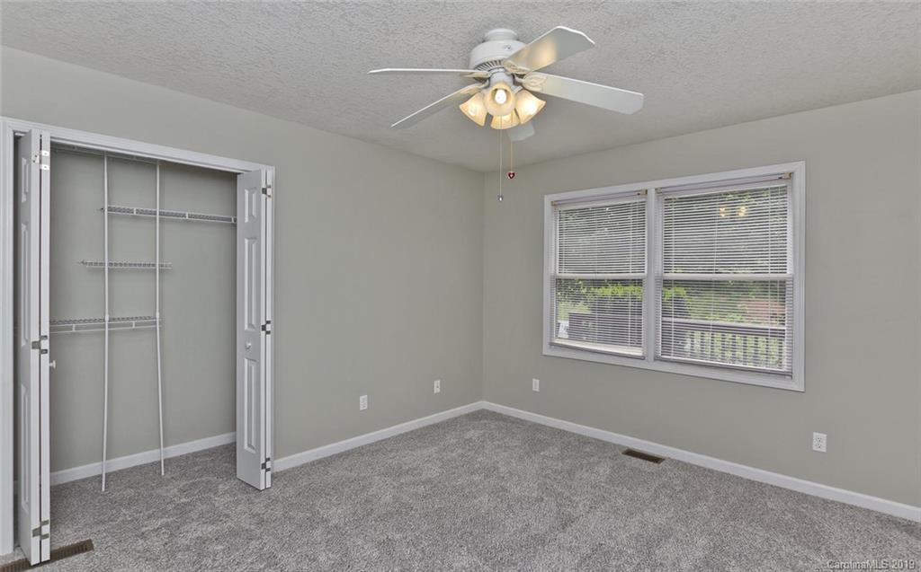 6 Orchard Place Weaverville NC 28787