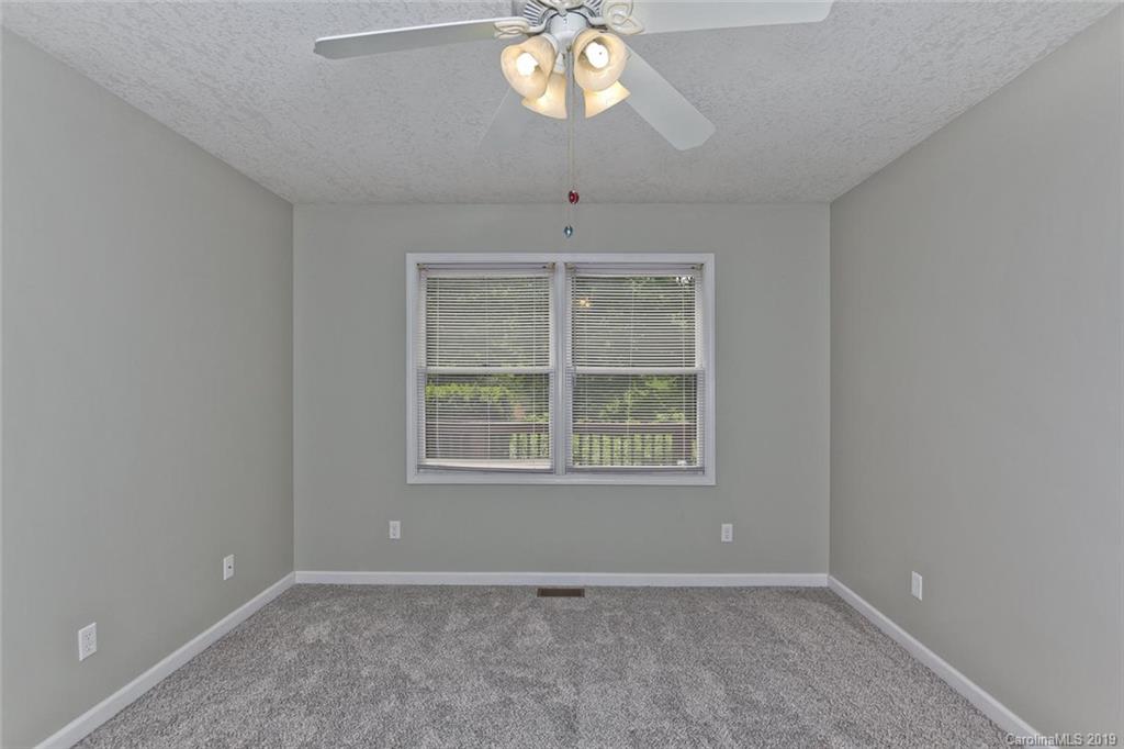 6 Orchard Place Weaverville NC 28787