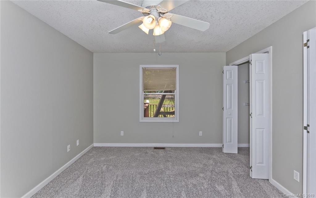 6 Orchard Place Weaverville NC 28787