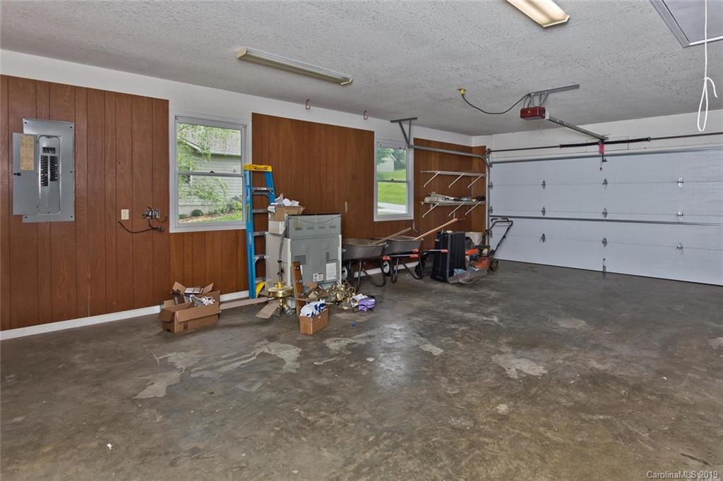 6 Orchard Place Weaverville NC 28787