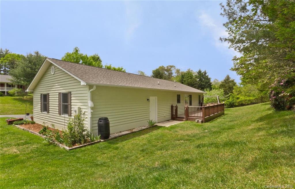 6 Orchard Place Weaverville NC 28787