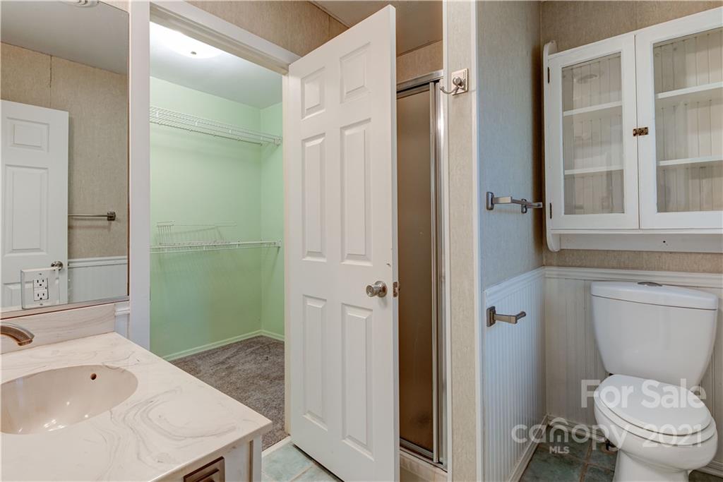 36 Clarendon Road Asheville NC 28806