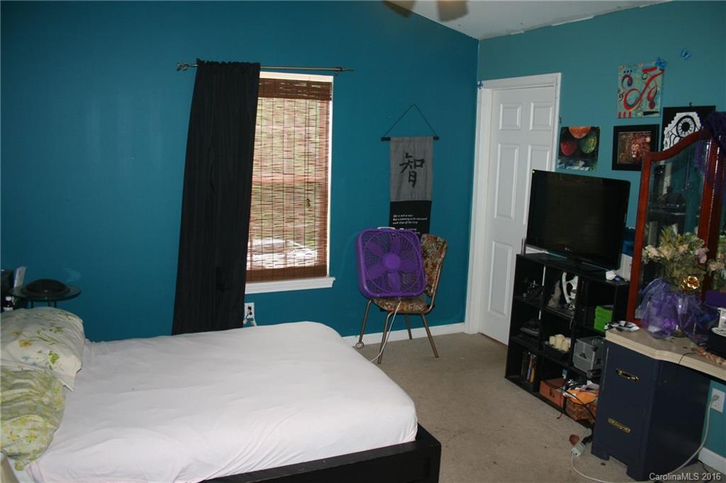 15 Rosecrest Court Asheville NC 28804