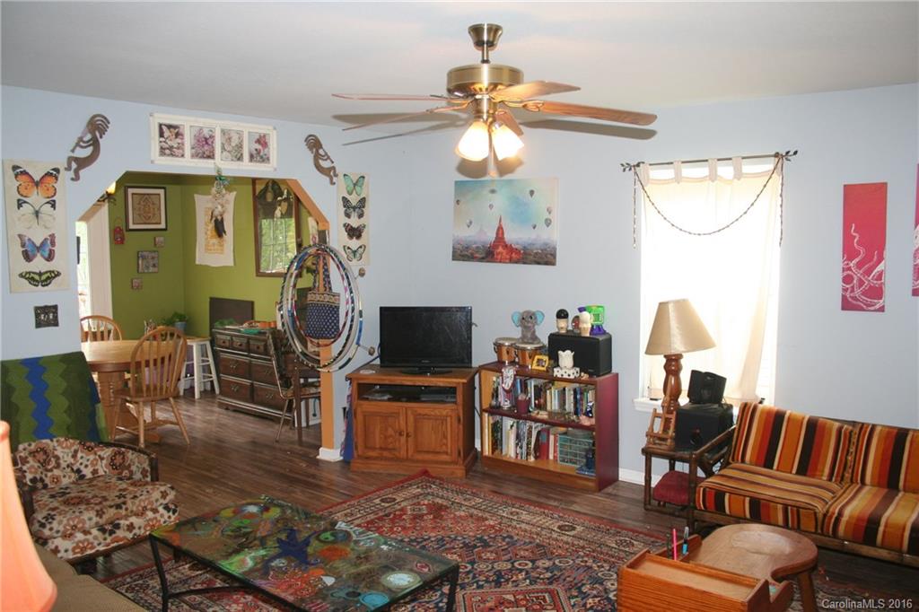 15 Rosecrest Court Asheville NC 28804