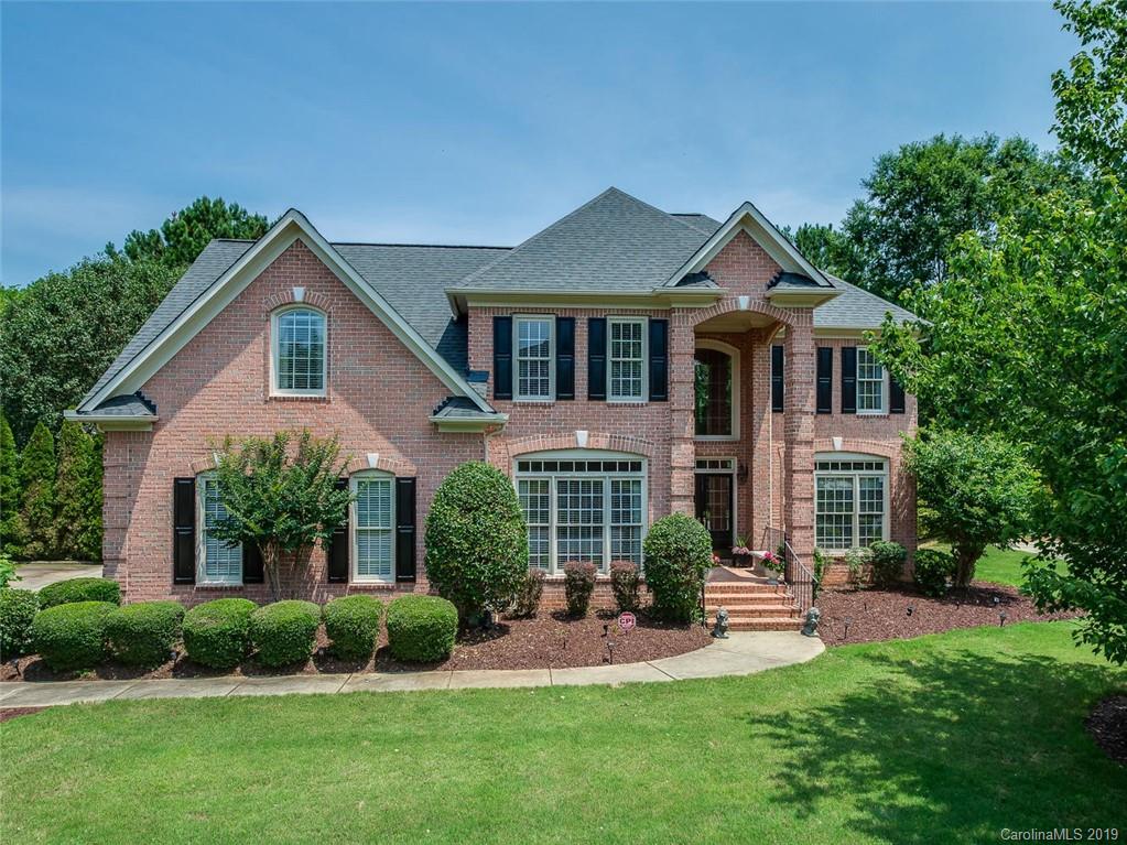 5903 Woodleigh Oaks Drive Charlotte NC 28226