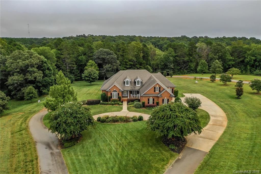 207 Leona Lane Troutman NC 28166