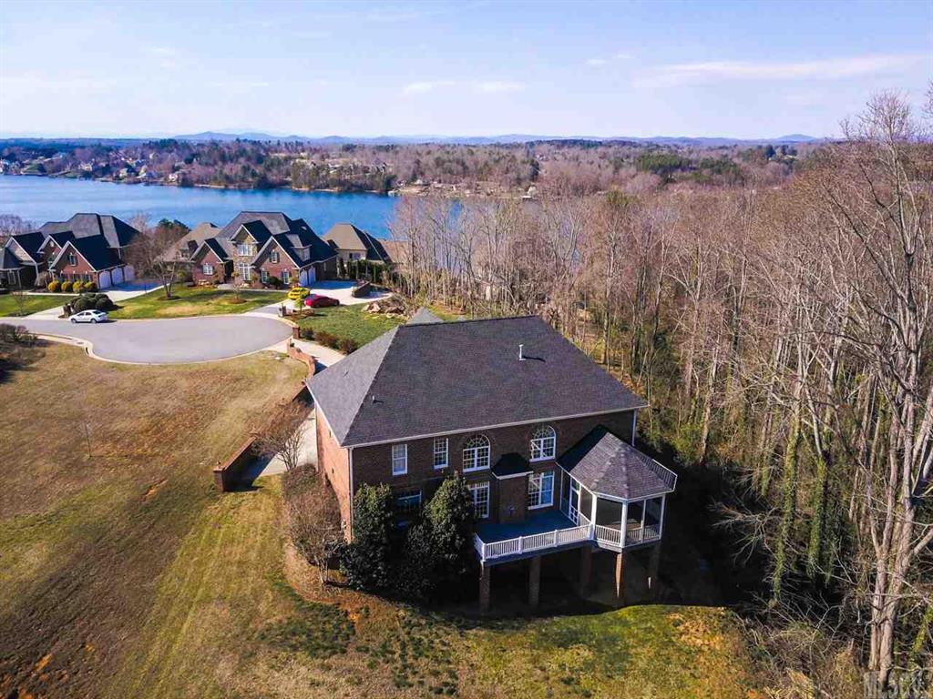 4430 2nd Street Lane NW Hickory NC 28601